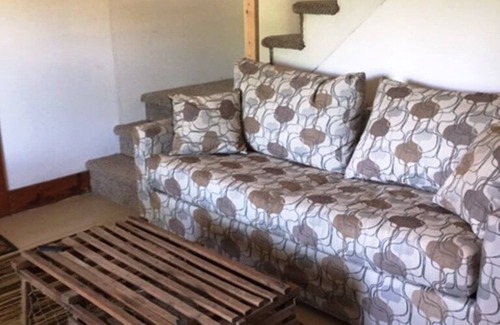Waterboro Casa | Ossipee lake beach house, pet freindly