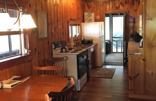 The Bays Cabaña | Ossipee Lake WATERFRONT Cottage - Playa privada / muelle, preciosas vistas a la montaña !!