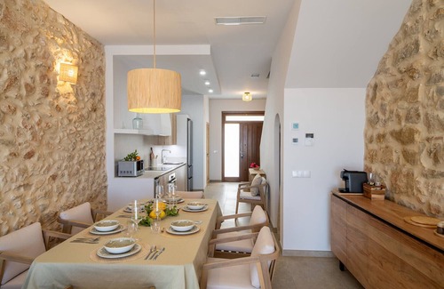Vilanova d'Alcolea Cabaña | OSTALEA Casa Rural 5* | jacuzzi | cerca de la playa y pueblos medievales.