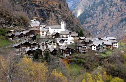 Calanca Cama Y Desayuno | Ostello Landarenca