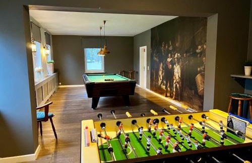 Backemoor Casa | Ostfriesland Ferien Villa - 24 Personen - Sauna, Whirlpool , Kino, und Bar