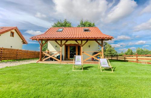 Sierakowice Casa | Ostoja Lemany - domki na Kaszubach, sauna, balia-jacuzzi, plac zabaw, tyrolka , dwa boiska, miejsce na ognisko, grill gazowy