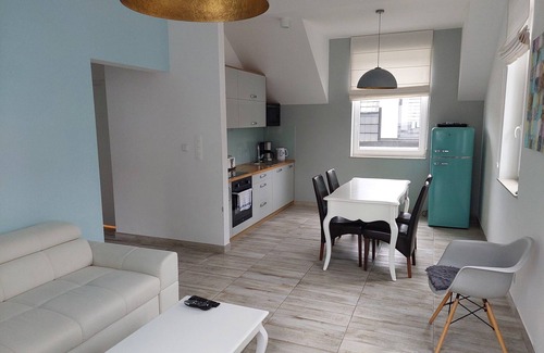 Lukecin Apartamento | Ostsee-garten im Kiefernwald - Ferienwohnung mit 2 Schlafzimmern