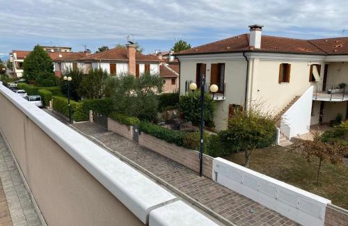 Preganziol Apartamento | OTB Italia 2 - Alloggio accogliente tra Venezia e Treviso con 2 Terrazze e Posto auto Coperto