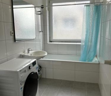 Misburg Apartamento | Othman Appartements Anderter Straße 55g, 1 OG L