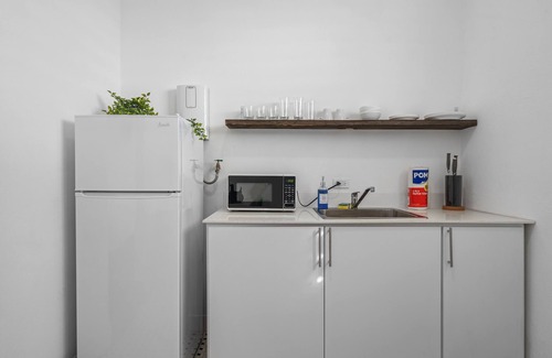 Sagrado Corazon Apartamento | Otium Rentals San Juan City Apartment w Basketball Arcade