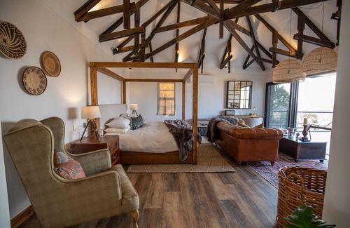 Otjiwarongo Cabina | Otjiwa Safari Lodge