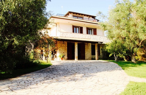 Maglie Villa | Otranto: ESTATE ESPLENDIDA con piscina y pista de tenis.