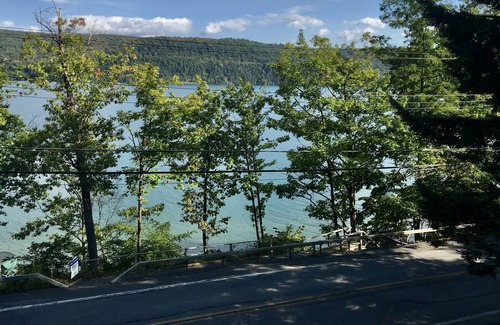 Cooperstown - Otsego Lake Cabaña | Otsego Lakefront Cottage - Sleeps 6