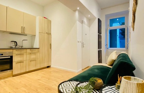 Ottakring Apartamento | Ottakring Gem/Cozy Room /w Breathtaking City Views