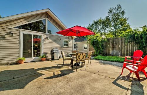 Bedford Casa | Ottawa Lake Home with BBQ and Patio, 15 Mi to Toledo