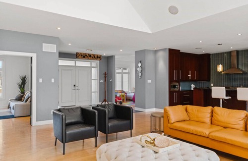 Ottawa Division Casa | Ottawa's Finest Mansion!