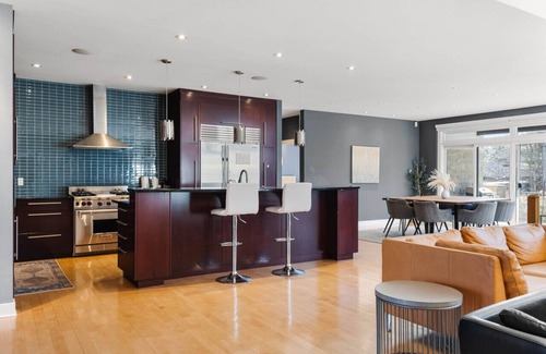 Ottawa Division Casa | Ottawa's Finest Mansion!