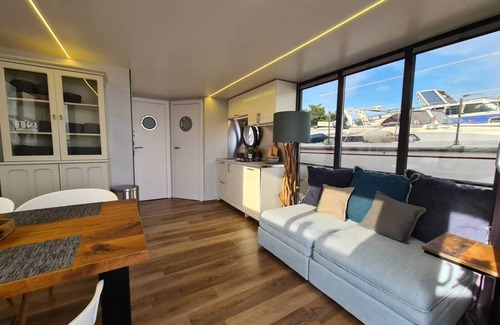 Stevensweert Alquiler De Eote | Otter comfort class XL