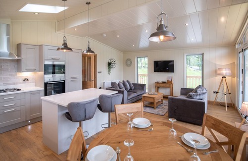 Gargrave Cabaña | Otter Lodge