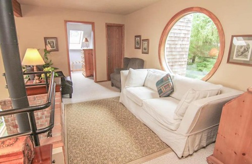 Otter Rock Casa | Otter Rock Hideaway Home