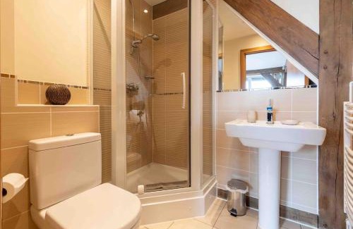 Malmesbury Casa | Otters Holt