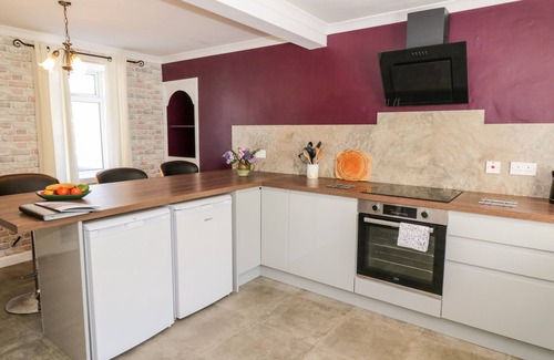 Stranraer Cabaña | OTTERS HOLT, pet friendly, character holiday cottage in Stranraer