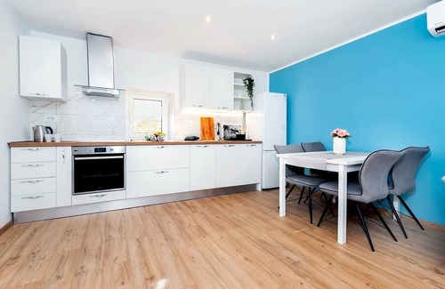 Rovinj Apartamento | OTTO - Sea view Apartment with Parking