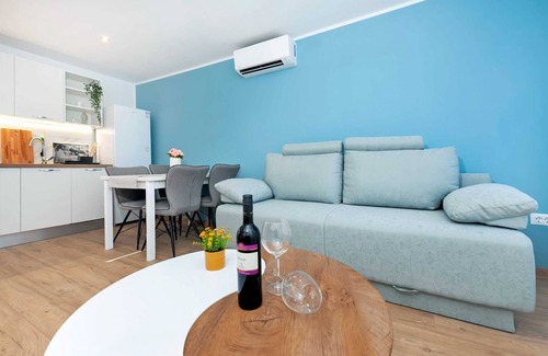 Rovinj Apartamento | OTTO - Sea view Apartment with Parking