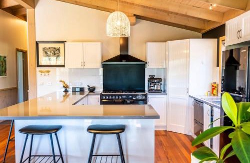 Johanna Casa | Otway Valley Lodge