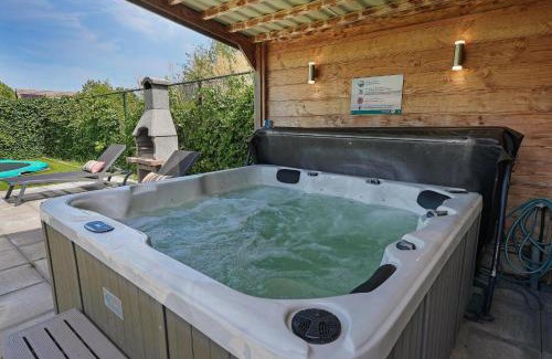 Ouddorp Villa | Oude Nieuwelandseweg 33B - Ouddorp - Villa Hopper met jacuzzi, voor gebruik - NOT FOR COMPANIES