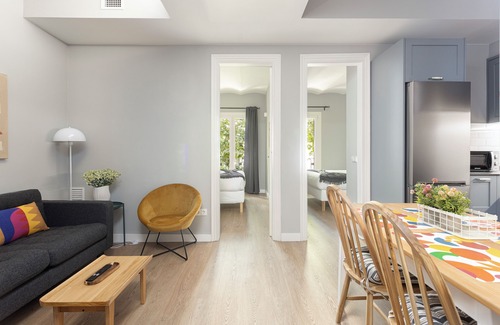 El Parc i la Llacuna del Poblenou Apartamento | Our apartment offers the best of both worlds — easy access to the city's vibrant highlights and a quiet escape to unwind.