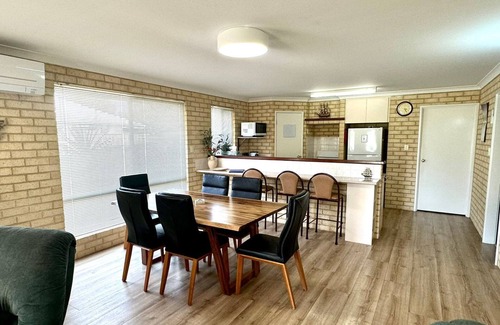 West Busselton Casa | Our Beach House- Busselton