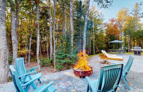 Lamoine Casa | Our Cottage & Our Barn