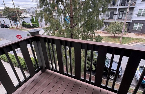 Plaza Midwood Apartamento | Our cozy apartment is in one of the most walkable areas in Charlotte!
