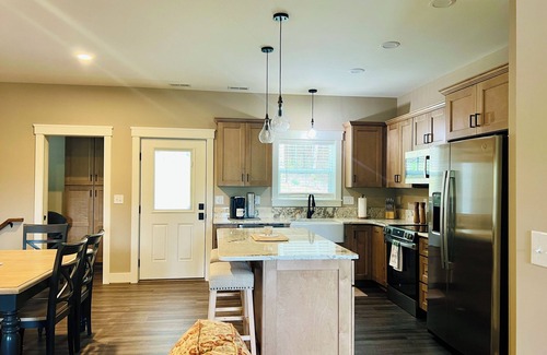 West Jefferson Casa | Our Cozy Escape - West Jefferson, NC