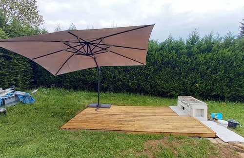Saint-Gervais-sous-Meymont Cabina | Our cabin offers you a moment of tranquillity in an exceptional setting.
