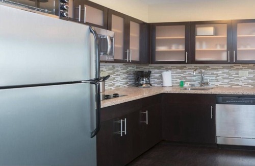 Fremont Casa | our guests and each of their family members arriving a safe !