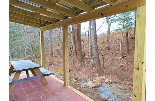 Deep Gap Cabina | Our Happy Little Hut