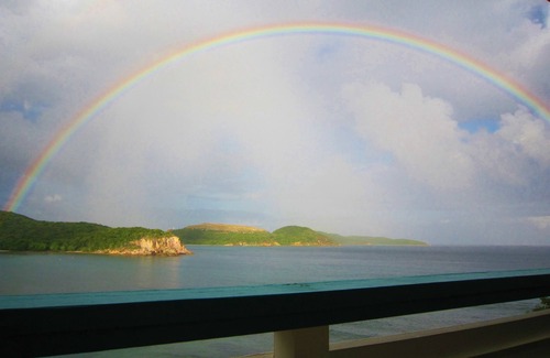 Bolongo Bay Condominio | Nuestra casa es su casa en St. Thomas, Islas Vírgenes ~ ~
