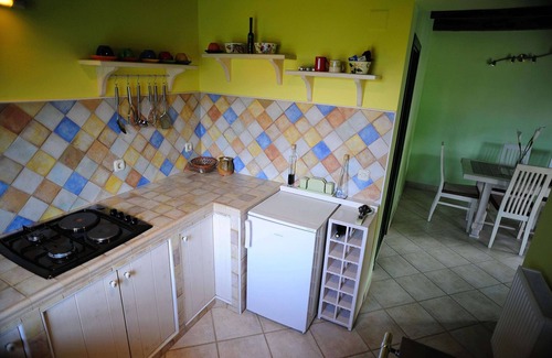 Orahovica Casa | Nuestra casa (****) está ubicada en el Parque Natural Papuk, cerca del lago.