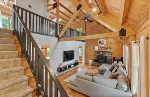 Westminster Casa | Our Pondside Cabin