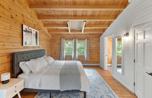 Westminster Casa | Our Pondside Cabin
