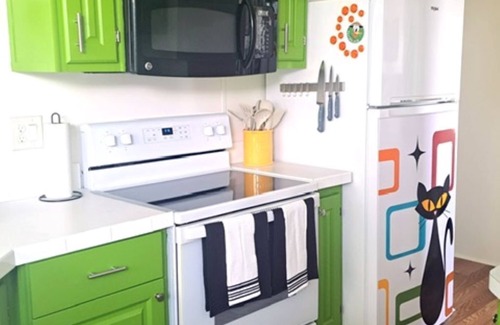Kissimmee Cabaña | Our Retro Mod Pod-Disney & Old Town Minutes Away!