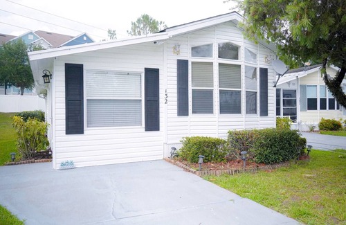 Kissimmee Cabaña | Our Retro Mod Pod-Disney & Old Town Minutes Away!