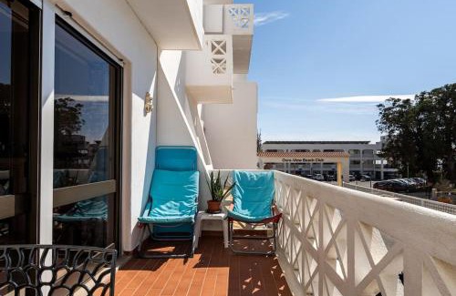 Areias de Sao Joao Apartamento | OURA WHITE VIEW Beach 2 min walk sea