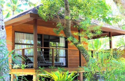 Kuto Complejo | Oure Lodge Beach Resort