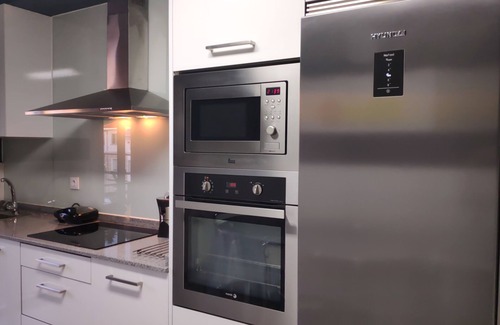 Barbadas Apartamento | OurenseTermal. Amplio, cómodo y luminoso.