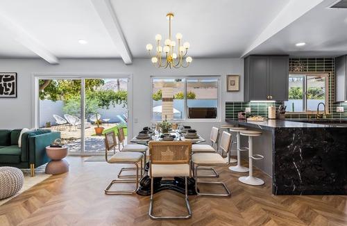 Araby Casa | Out Of Office - Comfort Meets Sophistication!