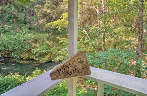 Galice Casa | Outdoor Adventure Tranquil Creekside Retreat