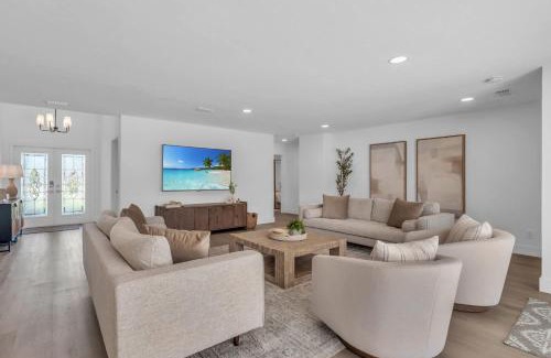 Bonita Springs Casa | Outdoor and Indoor Paradise -Close to Beach