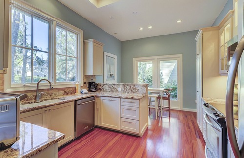 Heritage Woods Casa | Outdoor Cabana ~ Firepit ~ Private Pool & Spa ~ Pet Friendly ~ 72 Baynard Cove Road