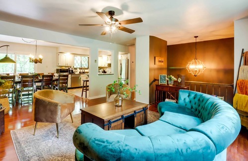 East Stroudsburg Casa | Outdoor Entertainment Space: Family Poconos Home