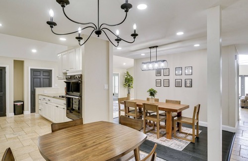 Midland Casa | Outdoor Entertainment Area: Spacious Midland Home!