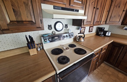Roxbury Cabina | Outdoor enthusiasts! ATV trails, Hikes, Lakes, Coos Canyon, Skiing, and fishing